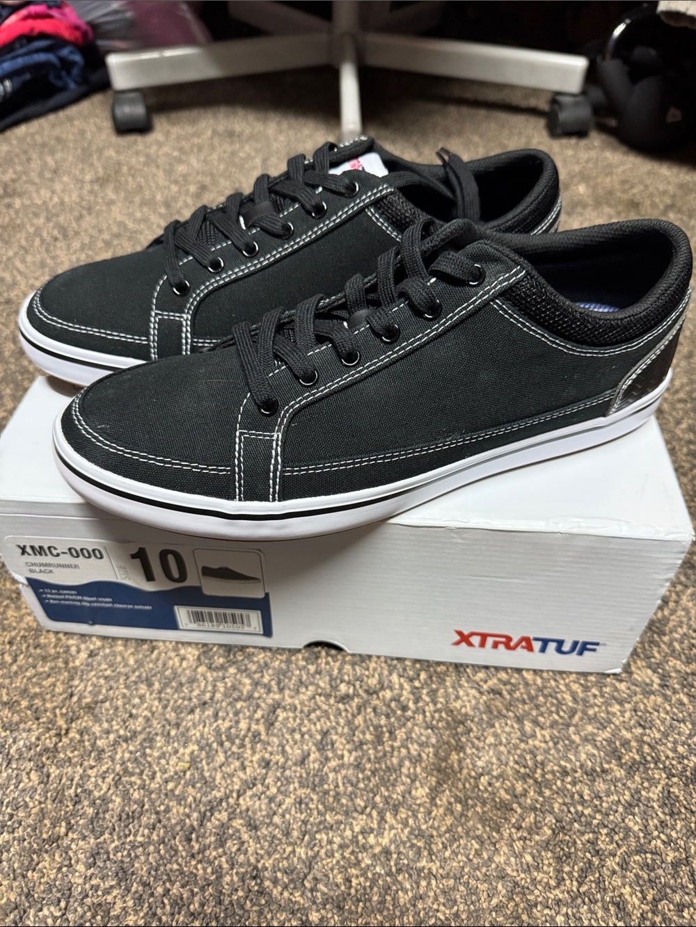 Xtratuf Chumrunner Men’s Black Canvas Low-Top Sneakers Size 10 New
